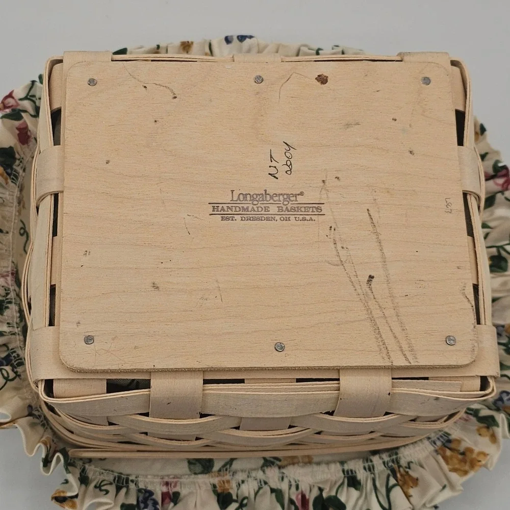 Longaberger Handmade Basket Small Square Light Wood Floral Cotton Liner Vtg 2004